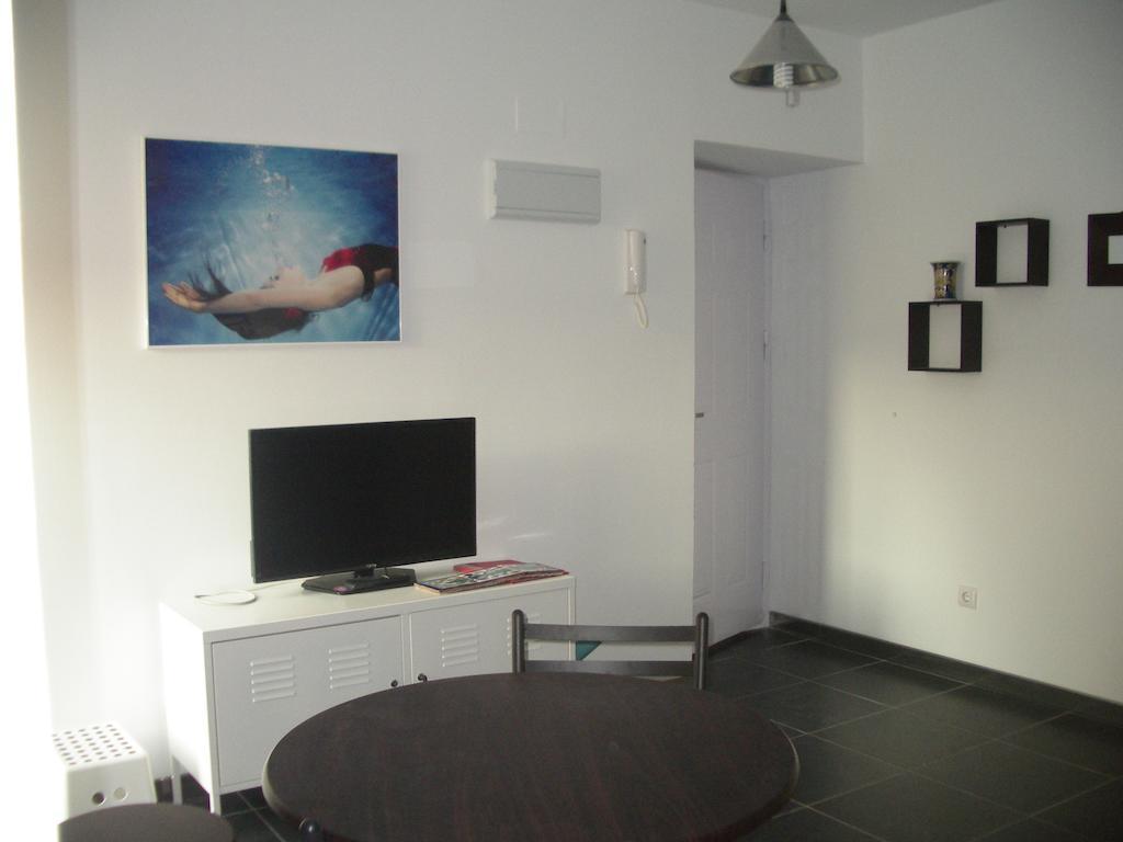 Apartamentos La Fonda Ариньон Экстерьер фото